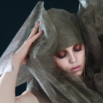 使用移动应用的用户场景展示